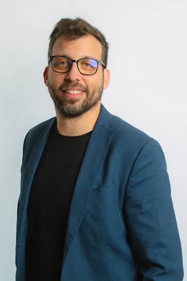 Samuel - Interim Management CEO Kinton Brands
